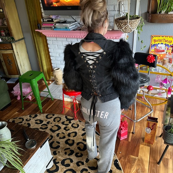 Black Denim Jacket with lace up Faux Fur Sleeves M - Picture 9 of 12